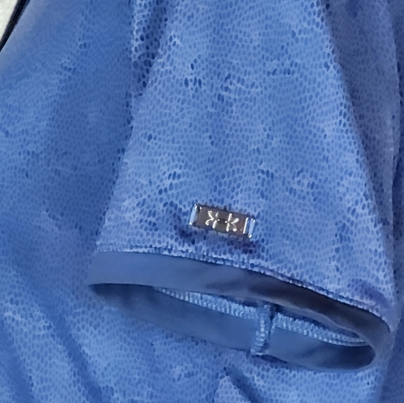 Under Armour Blue Golf Polo Shirt Medium UPF 30 Stretch Moisture Wicking - Picture 5 of 8